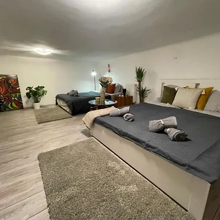 Apartment Vintage In The Heart Of The City Budapest